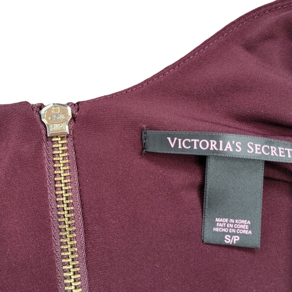 Victoria's Secret Twist Front Short Sleeve Dress - Picture 8 of 10